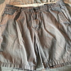 H&M Regular Fit Chino (Grey) shorts (Large)